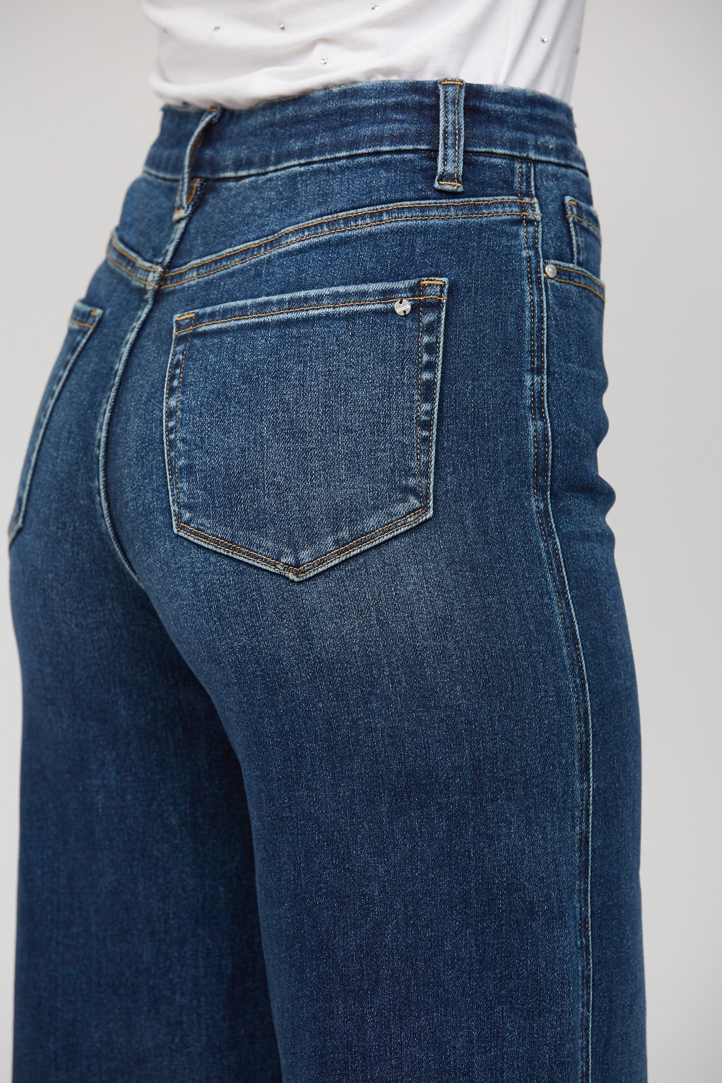 Isabella High Rise Jean