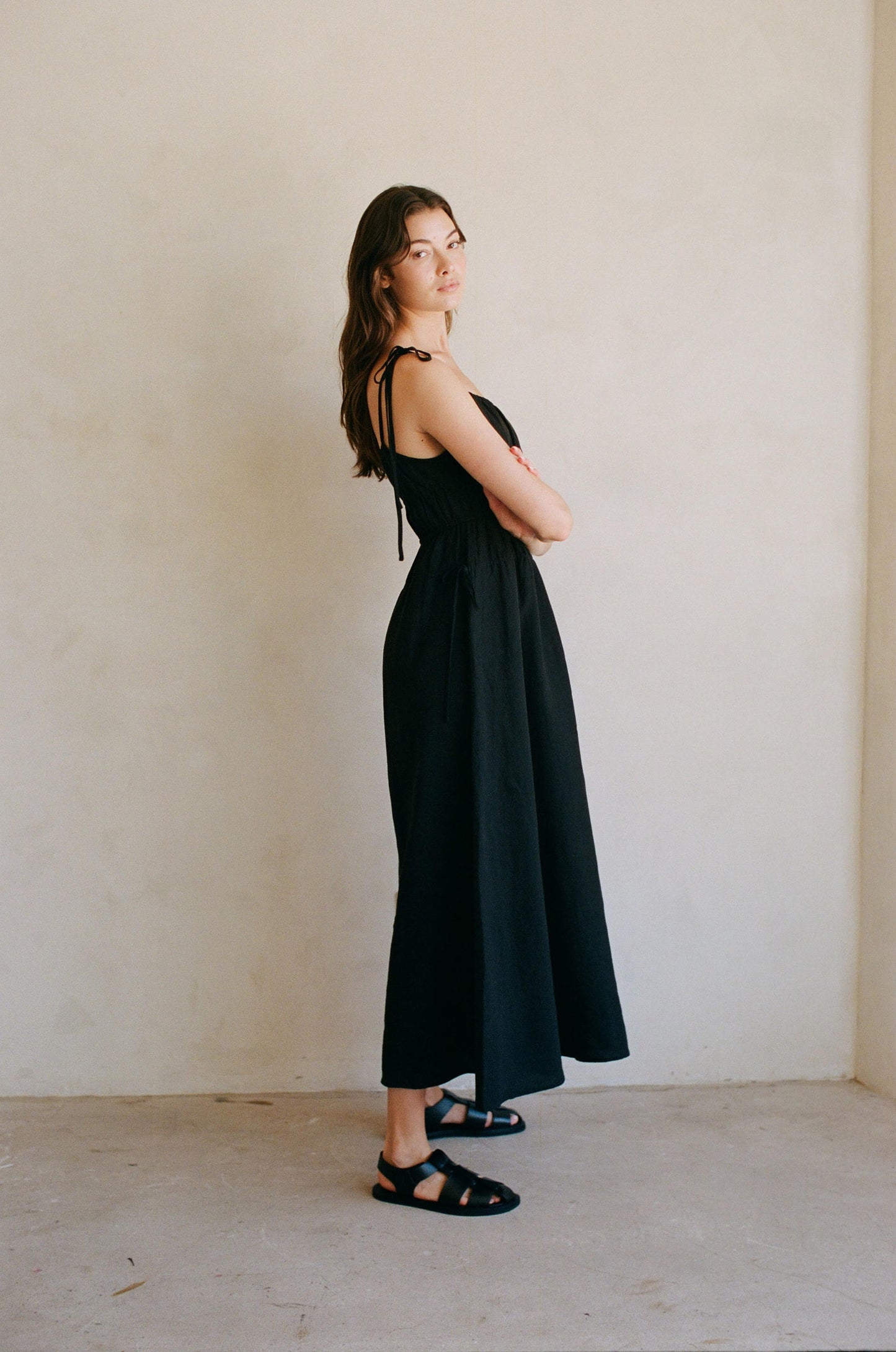 Novella Tie Maxi Dress in Black