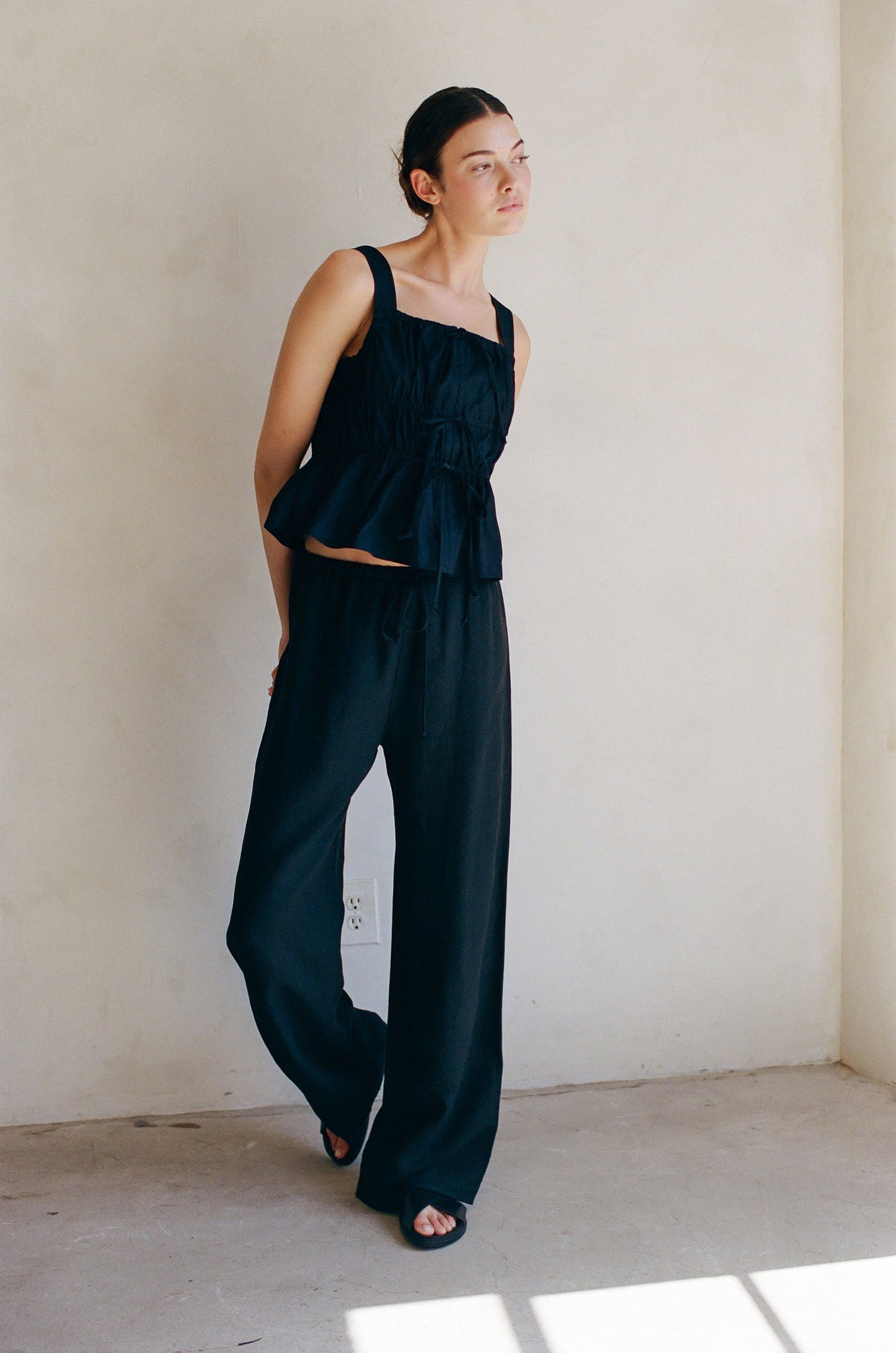 Nicco Tie tank