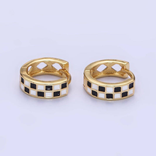 24K Gold Filled 13mm Checkered Enamel Huggie Cartilage Earrings | AD589