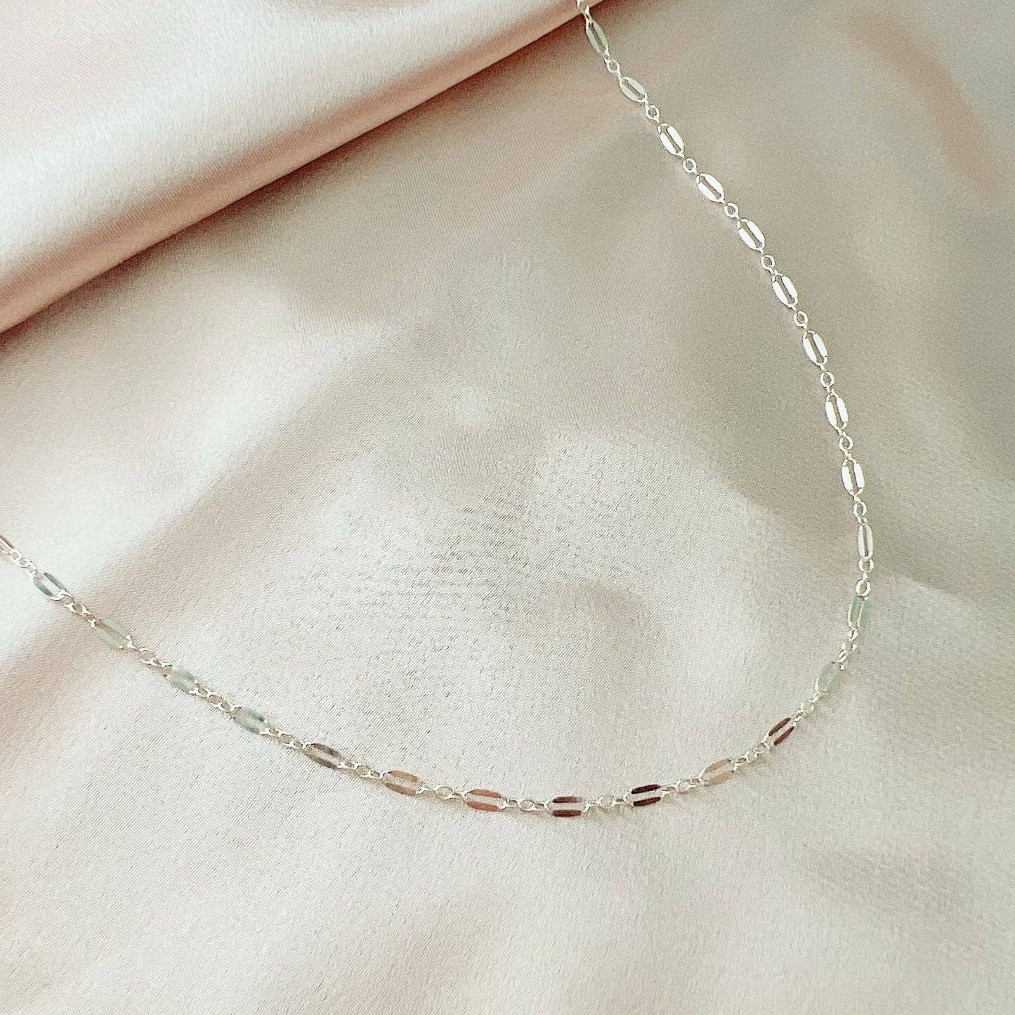 Kamryn Dapped Sequin Chain Necklace