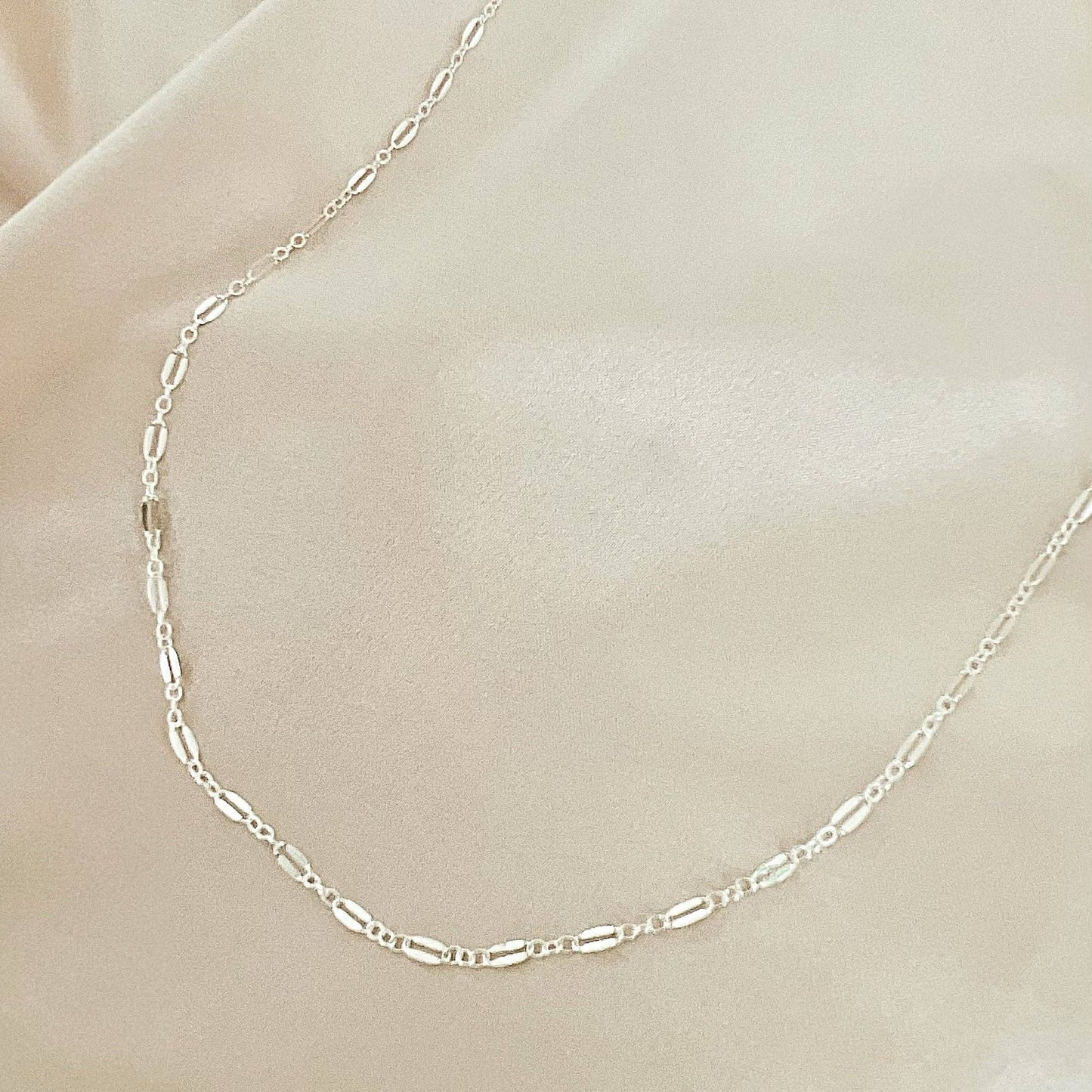 Kamryn Dapped Sequin Chain Necklace